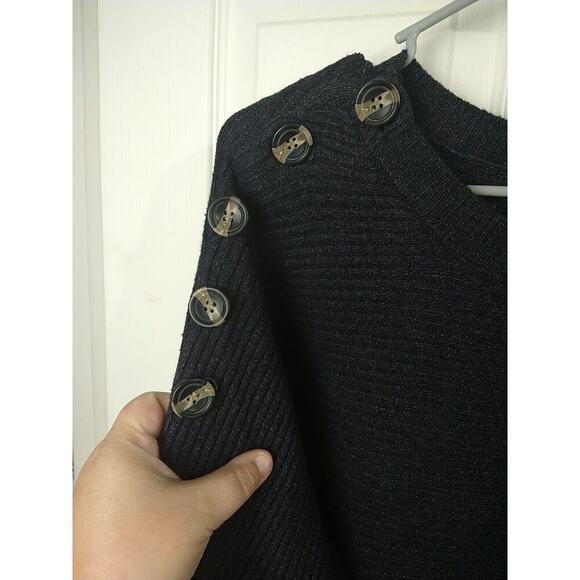 Poof Apparel Women M Sweater Grey Pullover Button Shoulder Long Sleeve casual - Picture 3 of 8